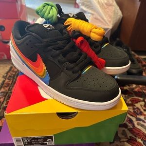 Nike dunk low pro size 10.5 men’s